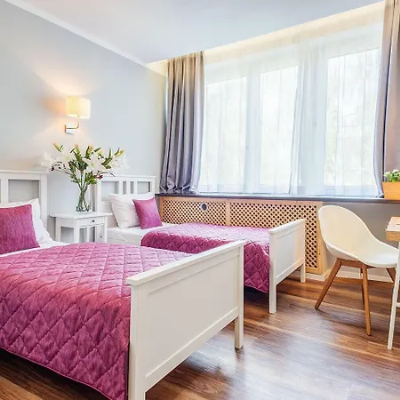 Otel Arktur 3*