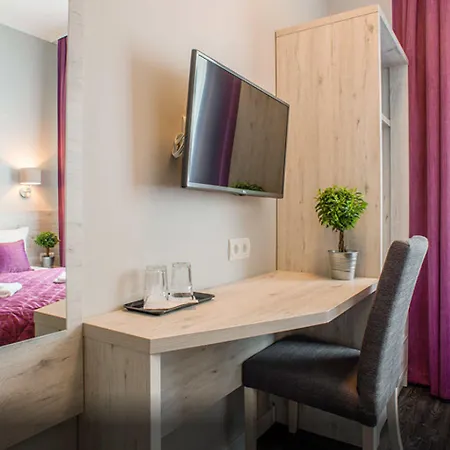 Otel Arktur Berlin