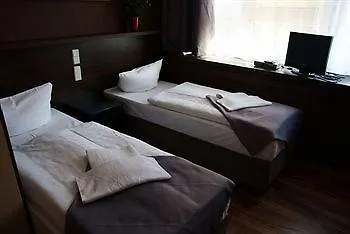 Otel Arktur 3*